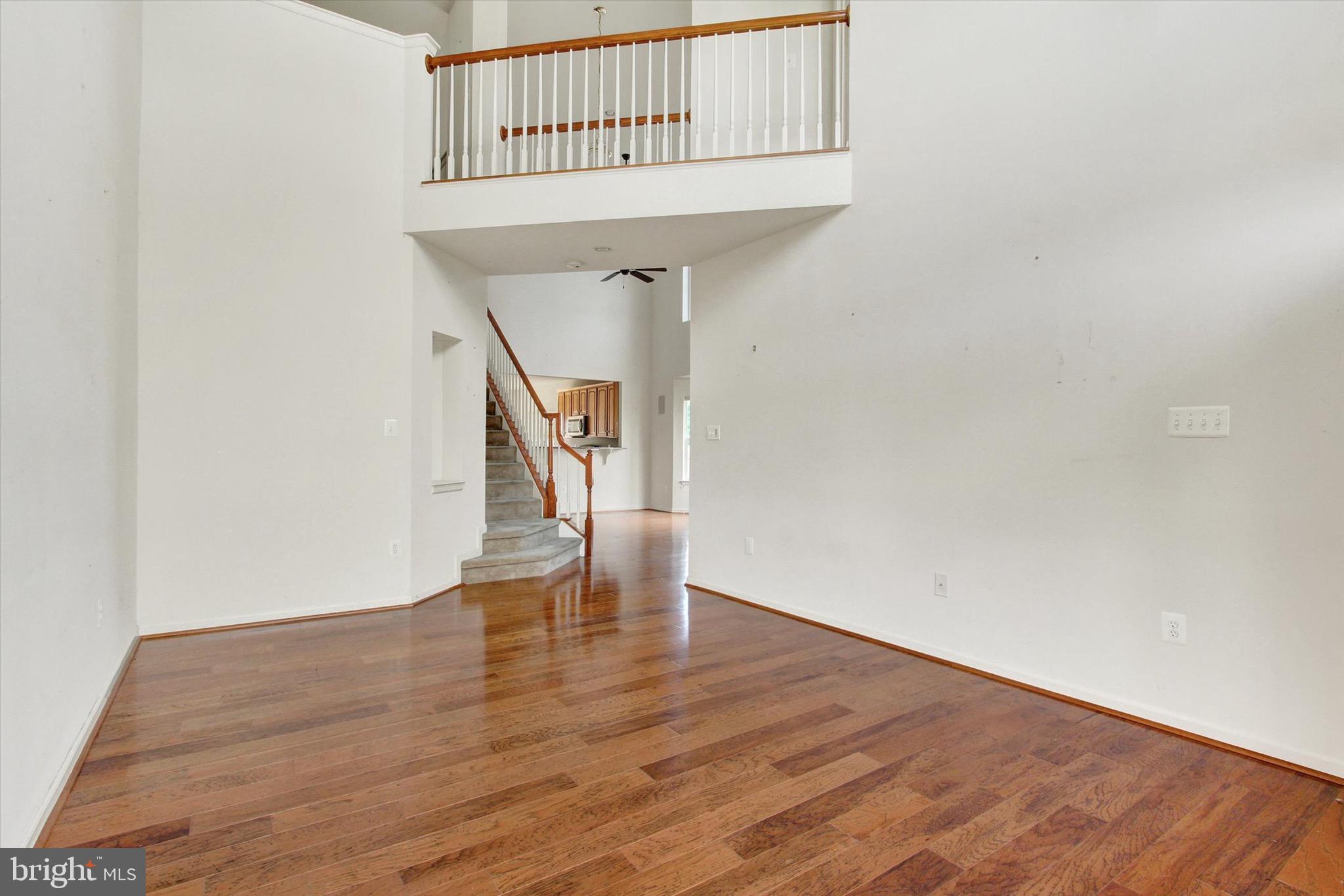 322 Maple Drive Hanover, PA 17331 - Photo 3 of 24 Gallery Image 3