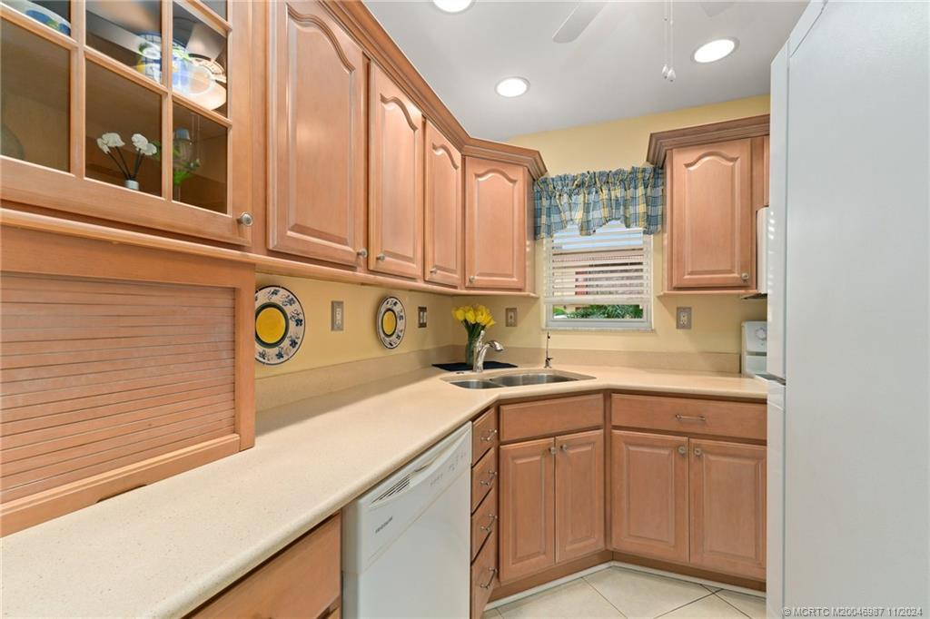 1979 Southwest Palm City Road, Unit A Stuart, FL 34994 - Photo 11 of 45 Gallery Image 11