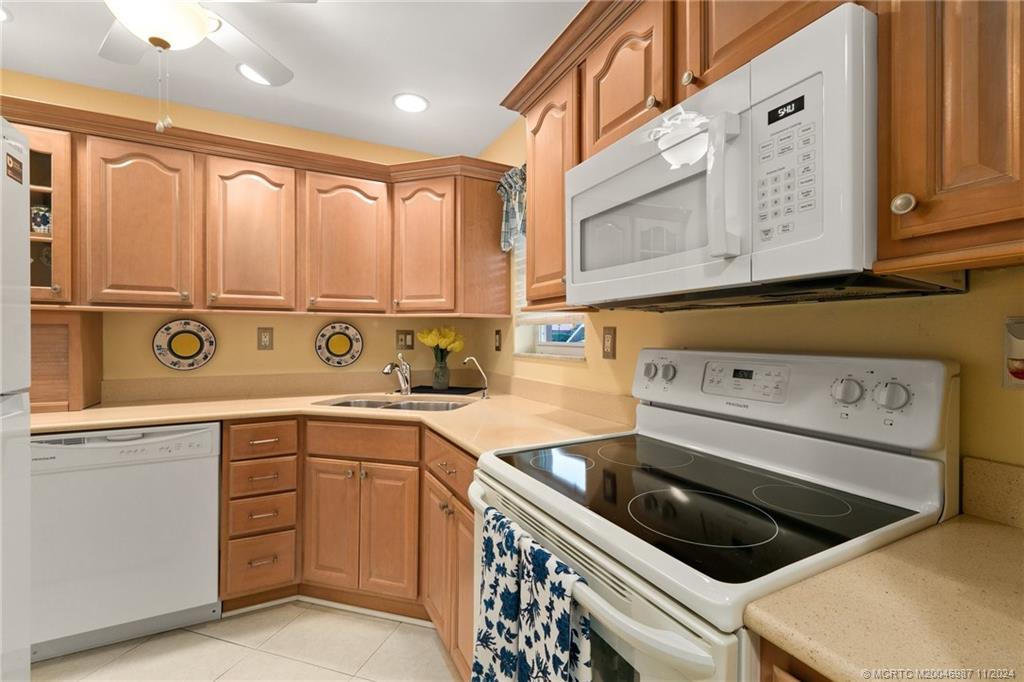 1979 Southwest Palm City Road, Unit A Stuart, FL 34994 - Photo 8 of 45 Gallery Image 8