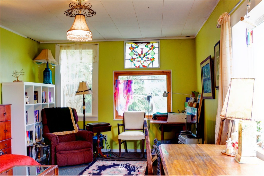 308 Discovery Road Port Townsend, WA 98368 - Photo 13 of 25 Gallery Image 13