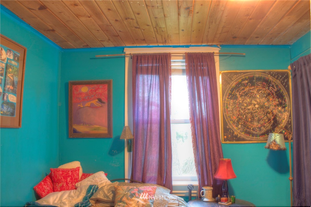 308 Discovery Road Port Townsend, WA 98368 - Photo 16 of 25 Gallery Image 16