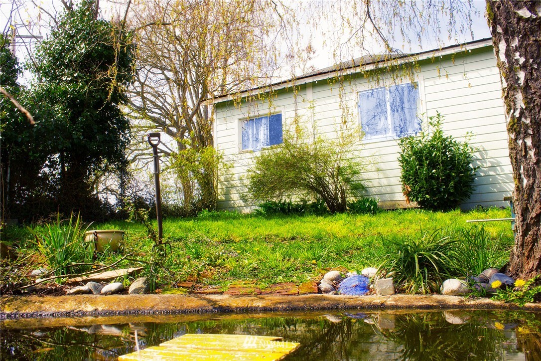308 Discovery Road Port Townsend, WA 98368 - Photo 4 of 25 Gallery Image 4