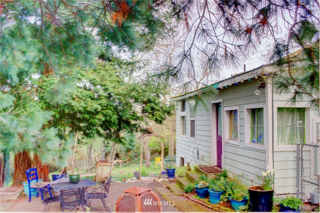 308 Discovery Road Port Townsend, WA 98368 - Photo 8 of 25 Gallery Image 8
