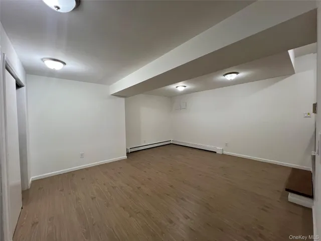 $4,000 | 61-19 232nd Street | Oakland Gardens