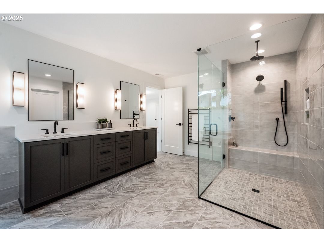 2112 Ridgewood Road Lake Oswego, OR 97034 - Photo 16 of 29 Gallery Image 16