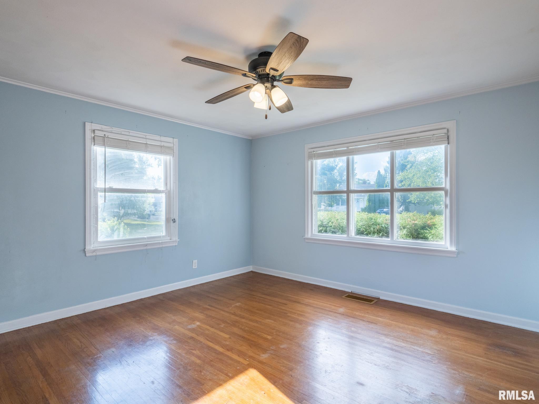 914 West Ridge Road Peoria, IL 61614 - Photo 15 of 34 Gallery Image 15