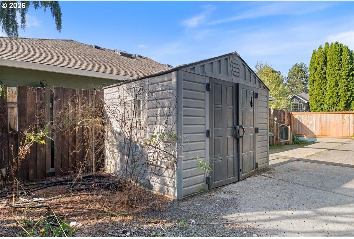 13136 Southwest Chimney Ridge Street Portland, OR 97223 - Photo 43 of 48 Gallery Image 43