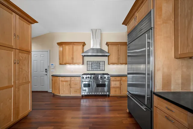 $1,099,900 | N37W22910 Wyndemere Drive, Pewaukee, WI 53072