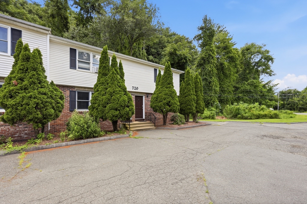 720 Russell Road, Unit C Westfield, MA 01085 - Photo 1 of 27 Gallery Image 1