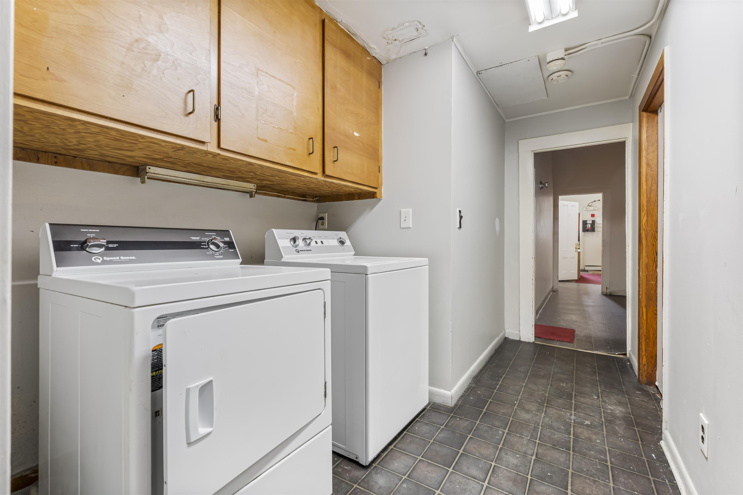 151 Pearl Street Manchester, NH 03104 - Photo 10 of 47