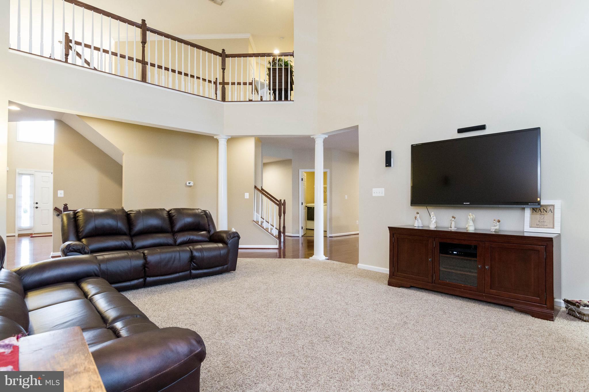 7300 Group Road Warrenton, VA 20187 - Photo 13 of 30 Family Room