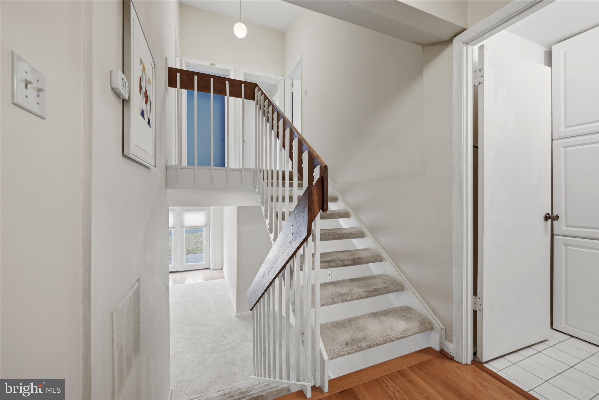 2199 Logmill Road Haymarket, VA 20169 - Photo 27 of 80 Stairs