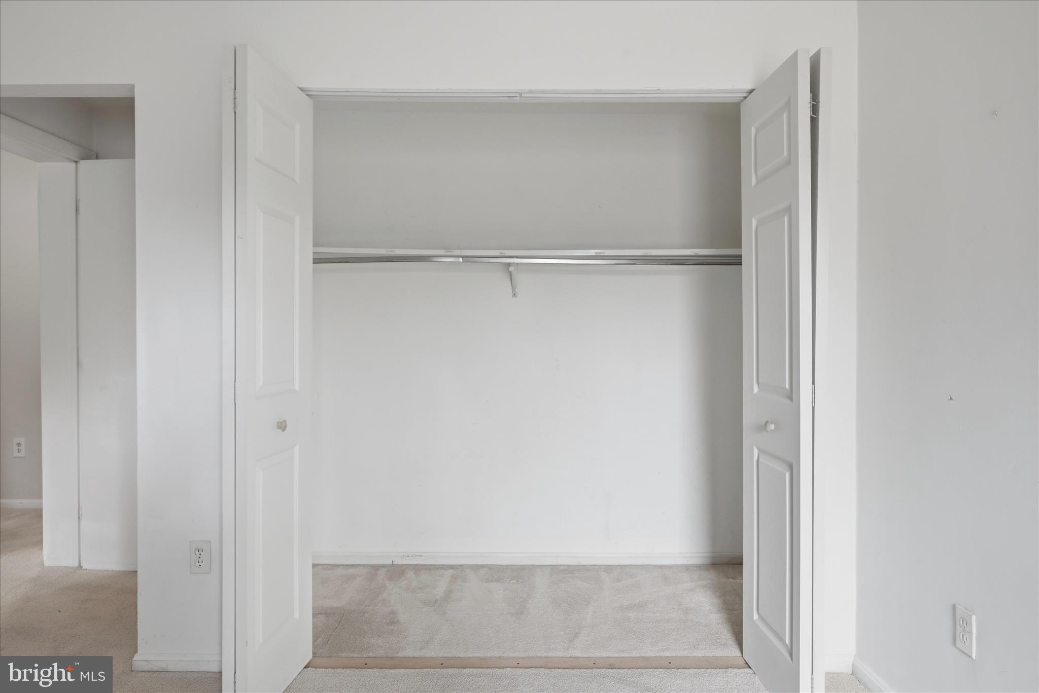 2199 Logmill Road Haymarket, VA 20169 - Photo 34 of 80 Closet