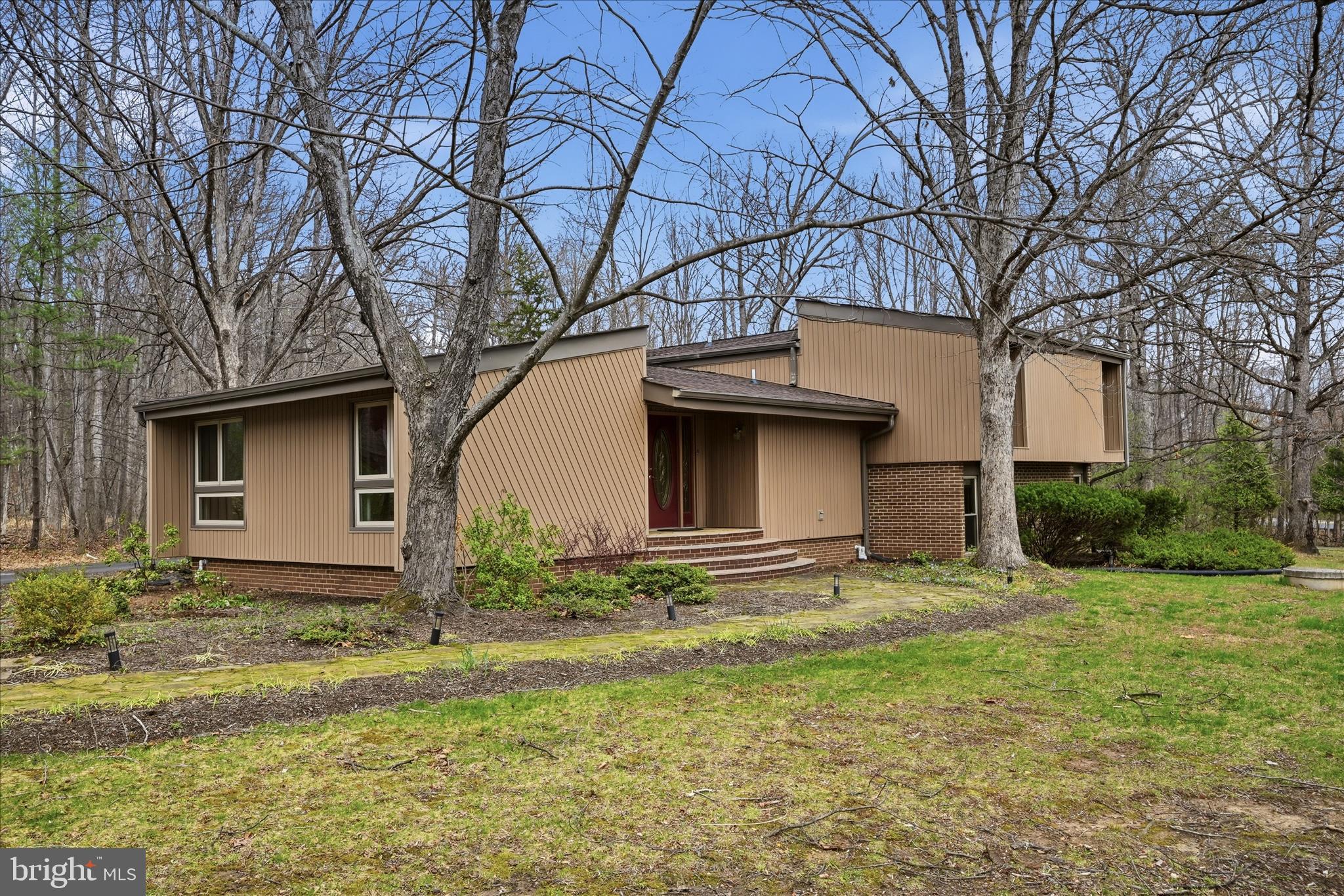 2199 Logmill Road Haymarket, VA 20169 - Photo 4 of 16 Front Exterior