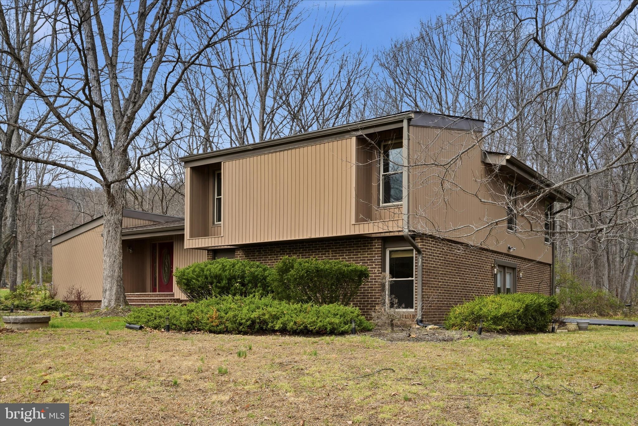 2199 Logmill Road Haymarket, VA 20169 - Photo 5 of 16 Front Exterior