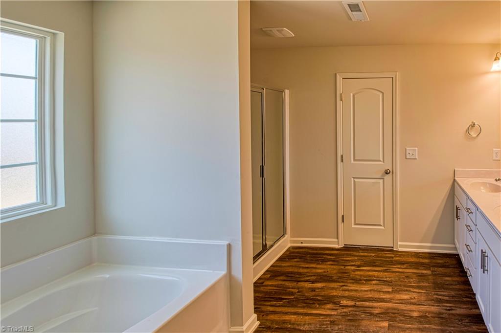 4655 Fieldspring Road Clemmons, NC 27012 - Photo 12 of 13 Gallery Image 12