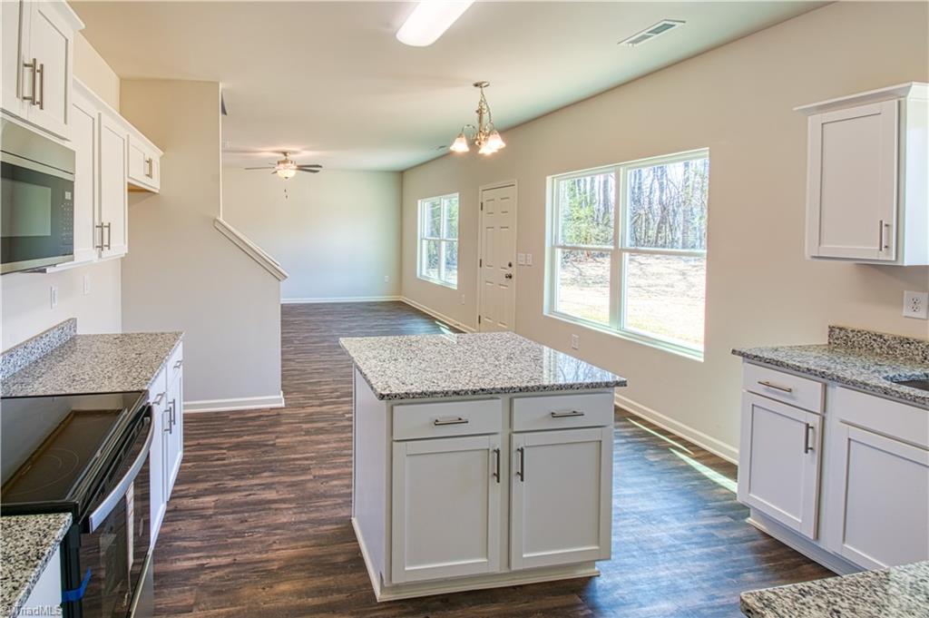 4655 Fieldspring Road Clemmons, NC 27012 - Photo 2 of 13 Gallery Image 2