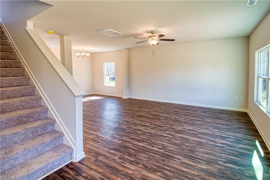 4655 Fieldspring Road Clemmons, NC 27012 - Photo 4 of 13 Gallery Image 4