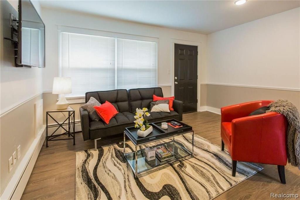 4413 Crooks Road Royal Oak, MI 48073 - Photo 7 of 20