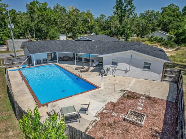 $380,000 | 27 Hickory Avenue, Crawfordville, FL 32327