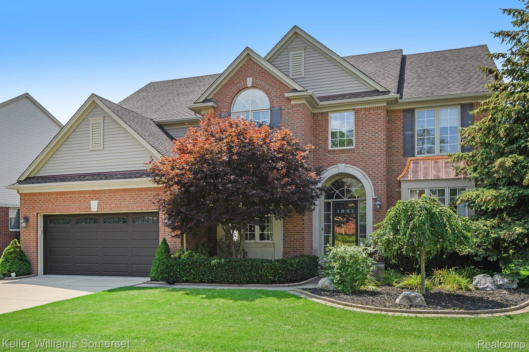 1052 Moran Drive Rochester, MI 48307 - Photo 2 of 42 Beautiful elevation of the home