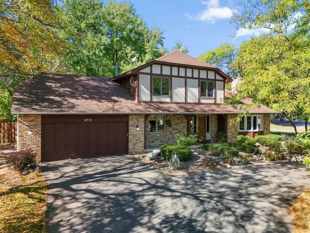 $500,000 | 4715 Pilgrim Lane North, Plymouth, MN 55442