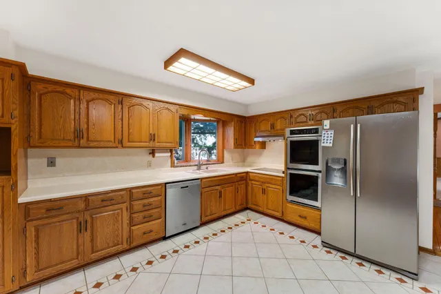 $500,000 | 4715 Pilgrim Lane North, Plymouth, MN 55442