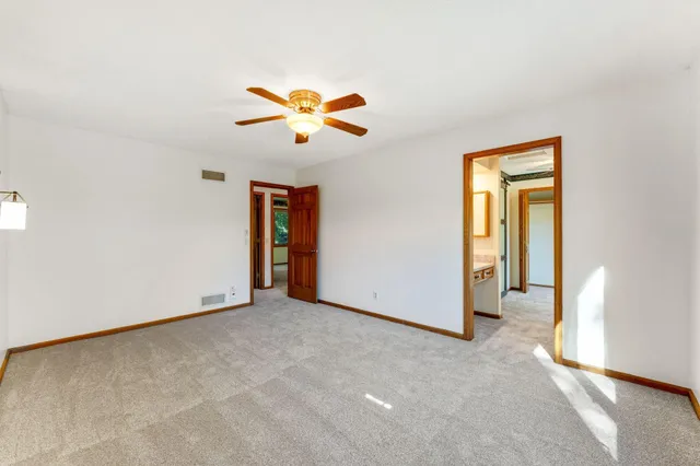 $500,000 | 4715 Pilgrim Lane North, Plymouth, MN 55442