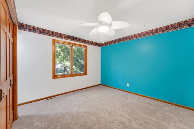 $500,000 | 4715 Pilgrim Lane North, Plymouth, MN 55442