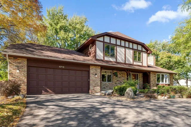 $500,000 | 4715 Pilgrim Lane North, Plymouth, MN 55442