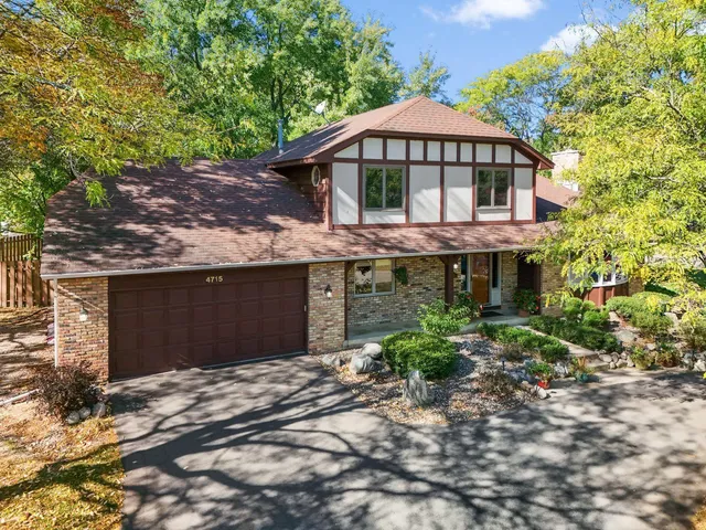 $500,000 | 4715 Pilgrim Lane North, Plymouth, MN 55442