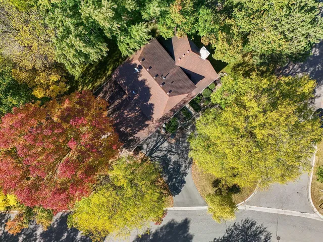 $500,000 | 4715 Pilgrim Lane North, Plymouth, MN 55442