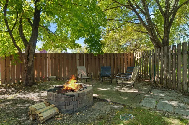 $500,000 | 4715 Pilgrim Lane North, Plymouth, MN 55442