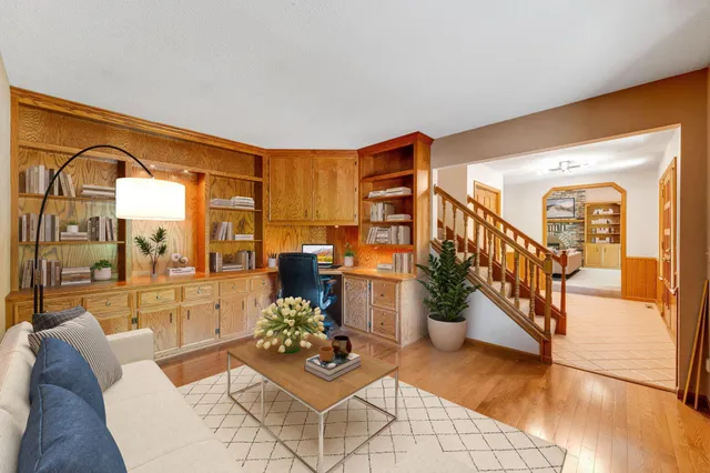 $500,000 | 4715 Pilgrim Lane North, Plymouth, MN 55442