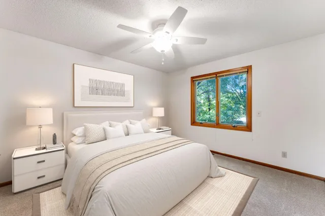 $500,000 | 4715 Pilgrim Lane North, Plymouth, MN 55442