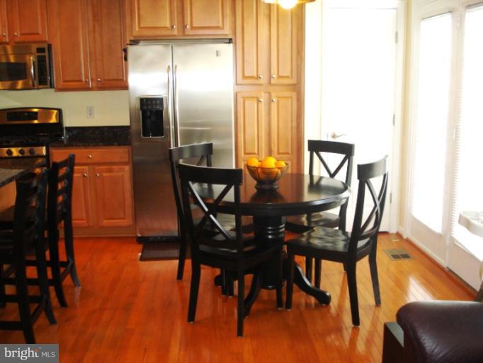 9176 Furey Road Lorton, VA 22079 - Photo 12 of 15 Eat-in Kitchen