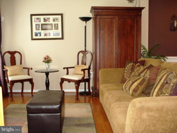 9176 Furey Road Lorton, VA 22079 - Photo 13 of 15 Living Room