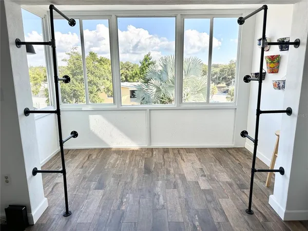 $165,000 | 100 Waverly Way, Unit 303, Clearwater, FL 33756