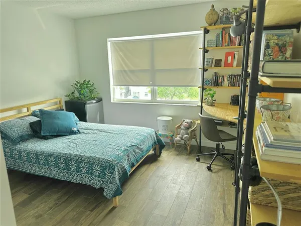 $165,000 | 100 Waverly Way, Unit 303, Clearwater, FL 33756