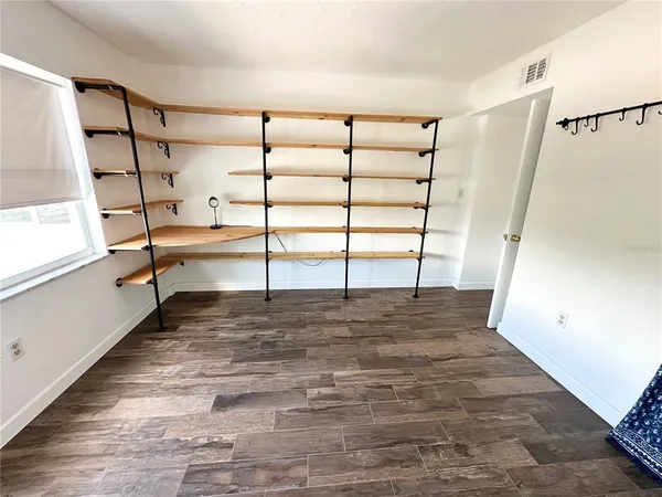 $165,000 | 100 Waverly Way, Unit 303, Clearwater, FL 33756