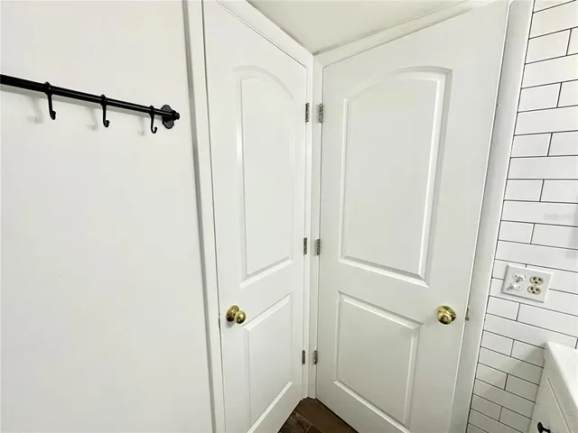 $195,000 | 100 Waverly Way, Unit 303, Clearwater, FL 33756