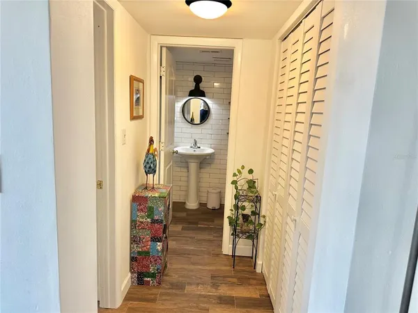 $165,000 | 100 Waverly Way, Unit 303, Clearwater, FL 33756