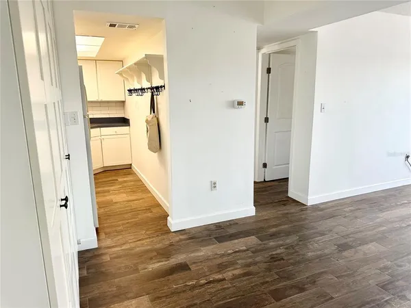 $165,000 | 100 Waverly Way, Unit 303, Clearwater, FL 33756