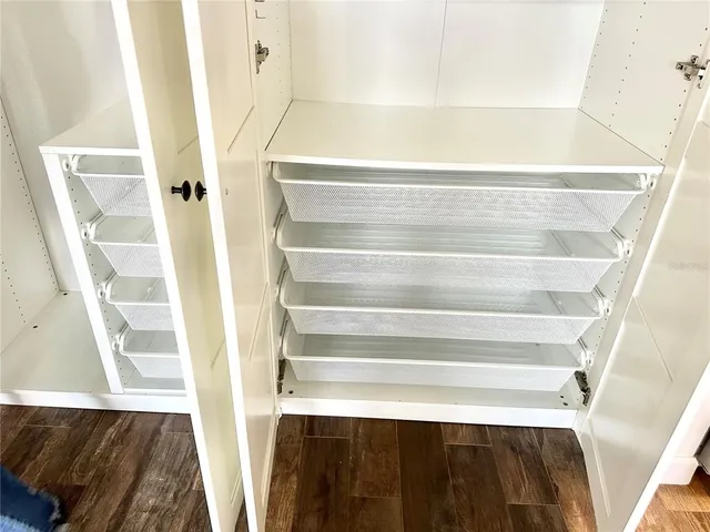 $195,000 | 100 Waverly Way, Unit 303, Clearwater, FL 33756