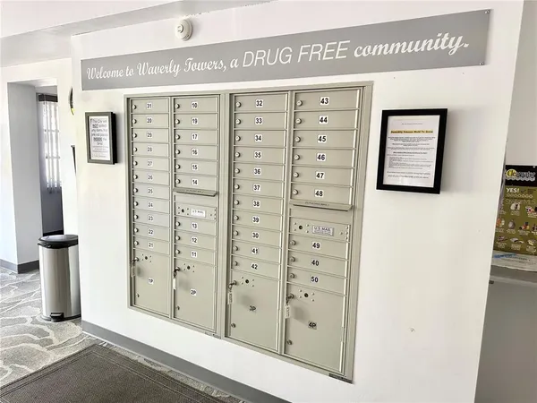 $165,000 | 100 Waverly Way, Unit 303, Clearwater, FL 33756