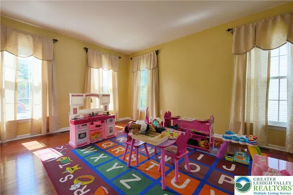 $3,500 | 4624 Concord Drive, Easton, PA 18045