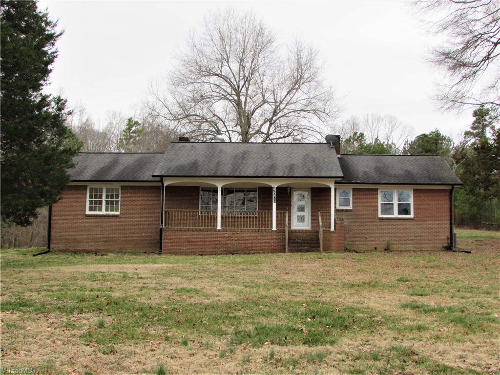 4859 Coltrane Street Trinity, NC 27370 - Photo 4 of 31