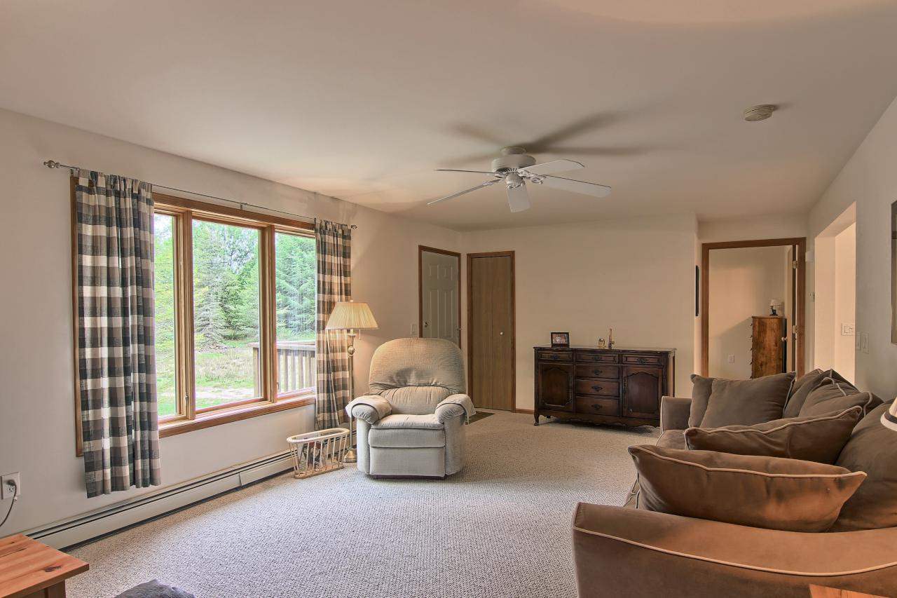 2179 Nugent Road Benzonia, MI 49616 - Photo 7 of 24 1853046-6.JPG