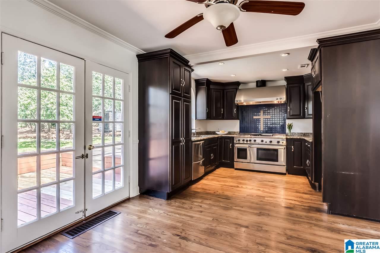 2036 Hickory Road Vestavia Hills, AL 35216 - Photo 11 of 28