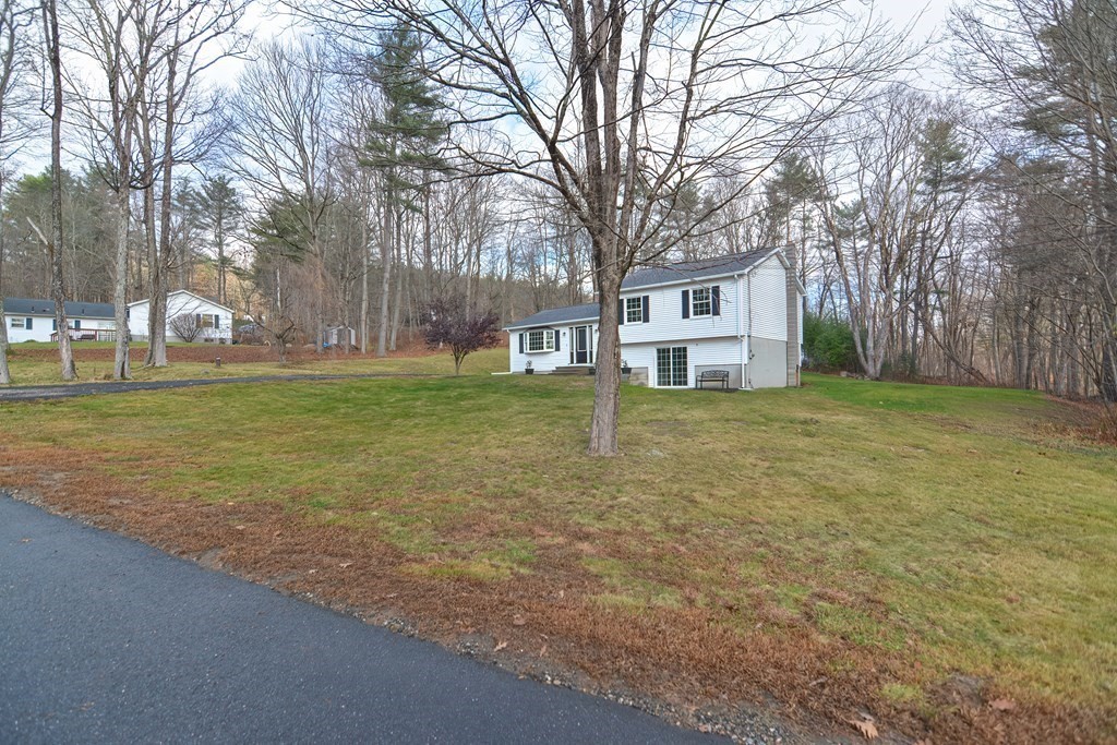 4 Lake George Road Wales, MA 01081 - Photo 6 of 42